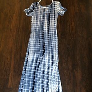 Blue tie-dye dress